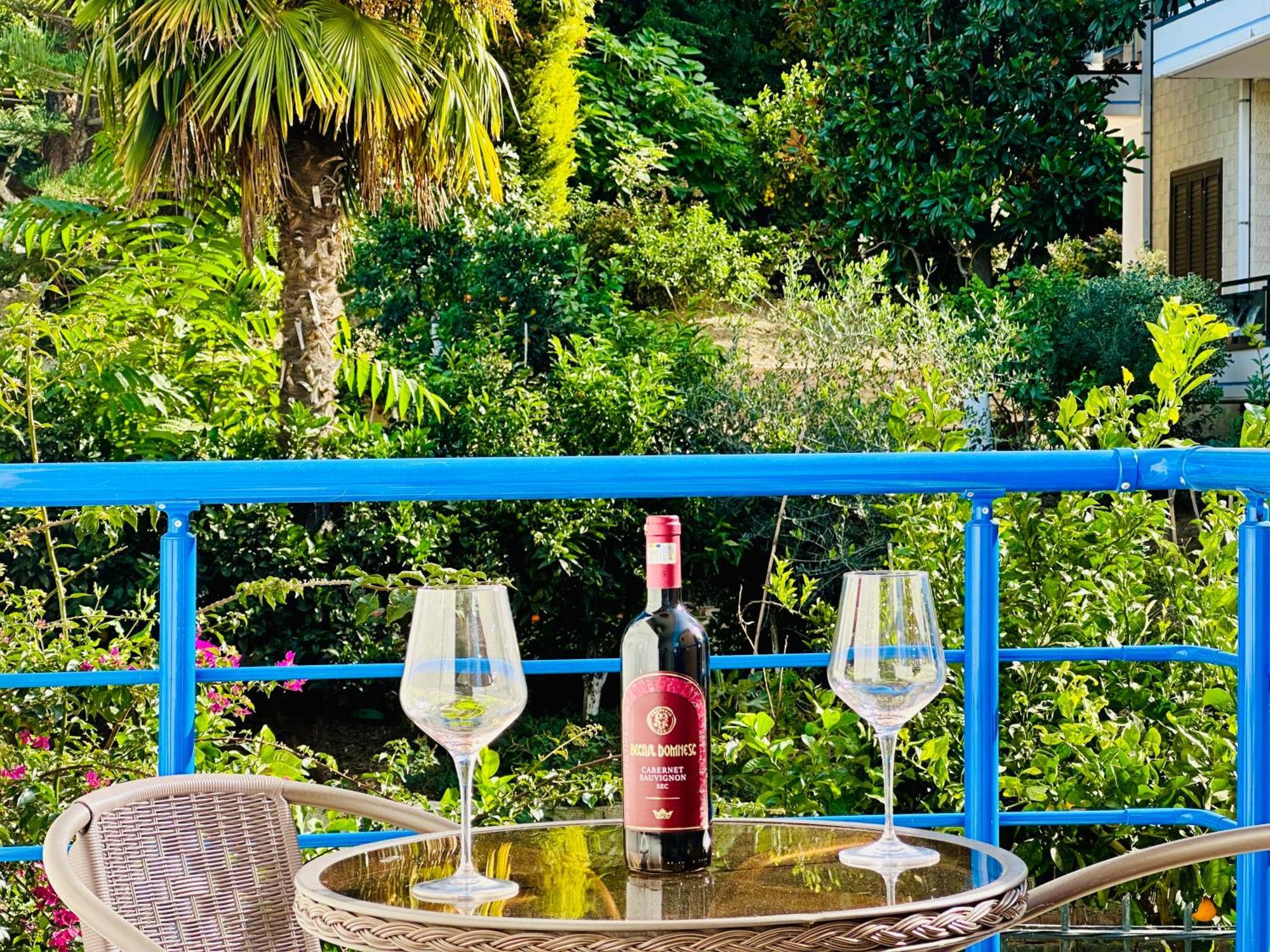 Jico Travel - Villa Colombo Vlorë Δωμάτιο φωτογραφία