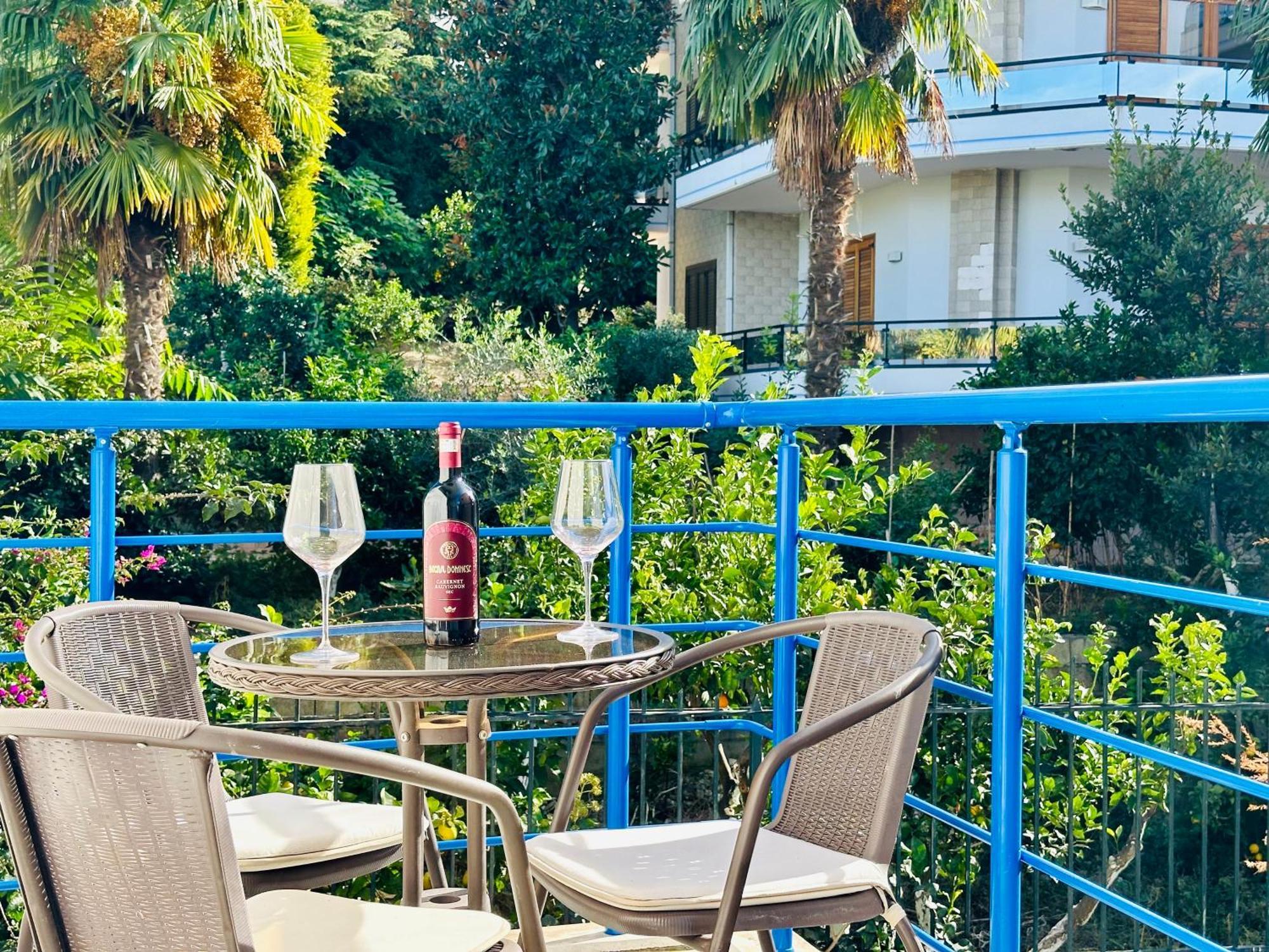 Jico Travel - Villa Colombo Vlorë Εξωτερικό φωτογραφία