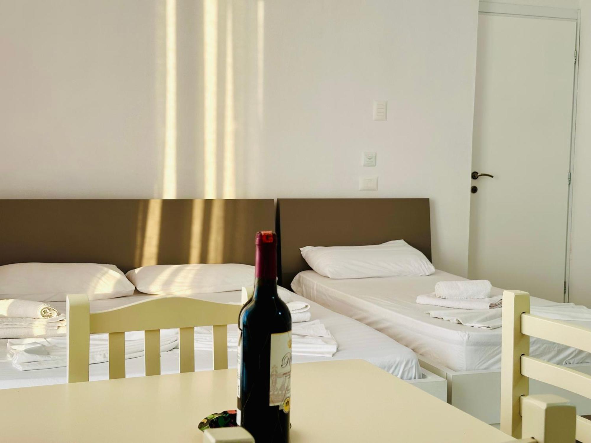 Jico Travel - Villa Colombo Vlorë Δωμάτιο φωτογραφία